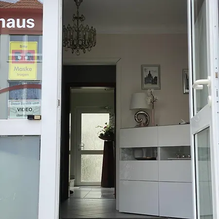 Und Gaestehaus Matthias Apartment