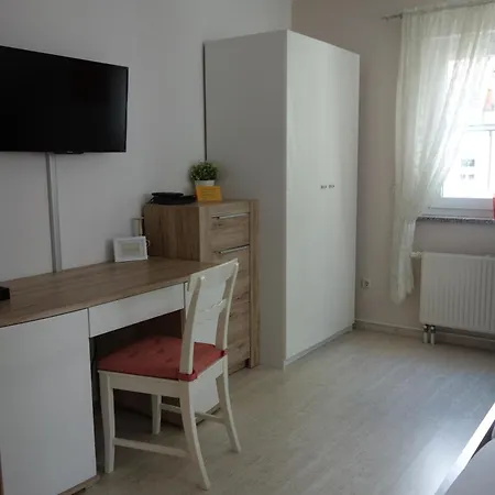 Apartment Und Gaestehaus Matthias Dresden