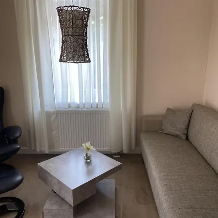 Und Gaestehaus Matthias Dresden