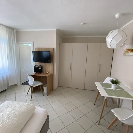 شقة Gaestehaus Matthias دريسدن