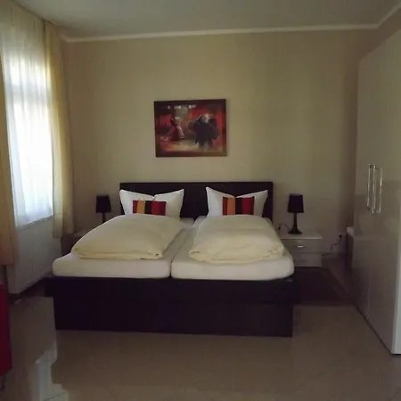 Und Gaestehaus Matthias Dresden