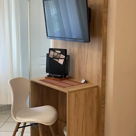 Und Gaestehaus Matthias 아파트 드레스덴