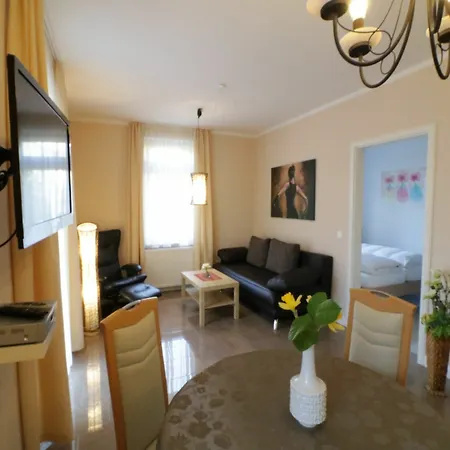 Und Gaestehaus Matthias 아파트