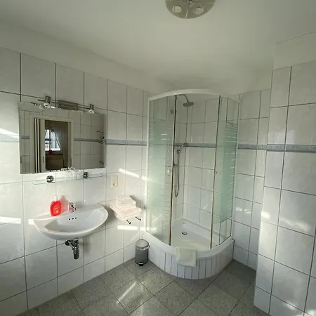 Und Gaestehaus Matthias * Dresden